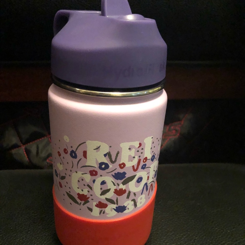 Hydroflask kids cup flip top straw lid wide mouth